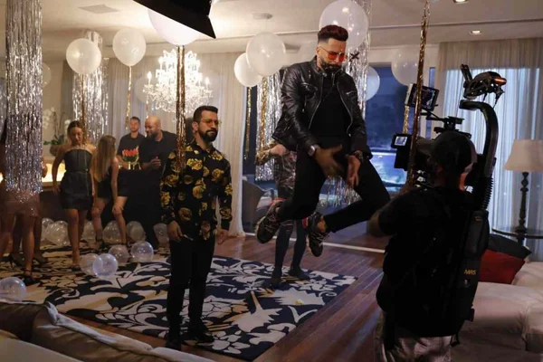 Latino Clipe