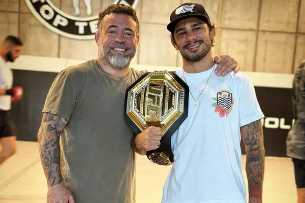 UFC: treinador de Pantoja atualiza estado do lutador após fratura