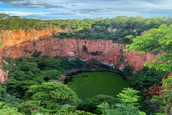 Imagem colorida, buraco das araras- Metrópoles