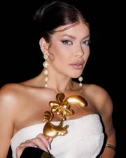 em um final quádrupla, ela foi a escolhida pelo público para embolsar o valor de R$ 1,5 milhão em um final quádrupla, ela foi a escolhida pelo público para embolsar o valor de R$ 1,5 milhão