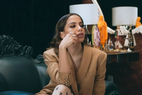 Anitta Made in Honorio