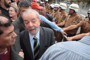Lula diz que Moro tem pouco caráter e dignidade. "Ele está fazendo tipo, ele fez tipo no meu processo, ele sabe que ele mentiu"