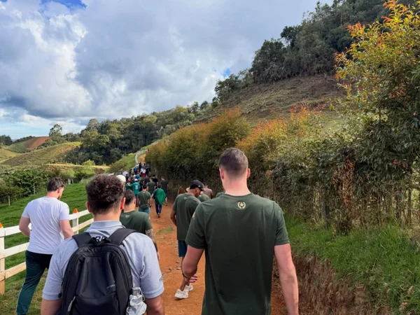 Chapecoense visita memorial onde caiu avião do clube na Colômbia - destaque galeria Chapecoense visita memorial onde caiu avião do clube na Colômbia - destaque galeria