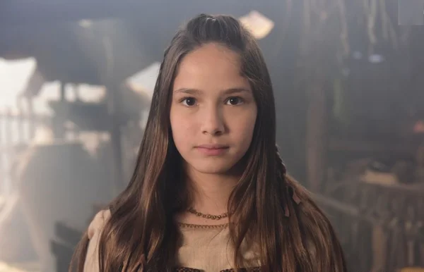 Clara Galinari vai fazer Gênesis