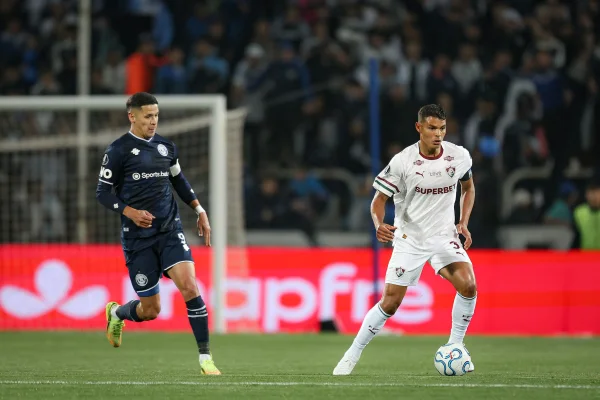 Fábio brilha, Fluminense vence Rivadavia e avança na Libertadores - destaque galeria
