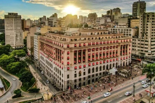 Terraço do Shopping Light volta a receber eventos com festa eletrônica