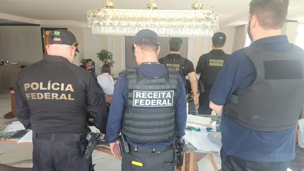 Joia rara ou bijuteria? Como fiscais da Receita armaram megafraude