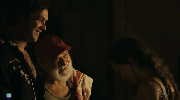 Bruna Marquezine recebe resposta de Whindersson e chora de rir - destaque galeria Bruna Marquezine recebe resposta de Whindersson e chora de rir - destaque galeria