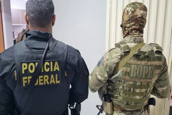 Militares do Piauí são alvos da PF