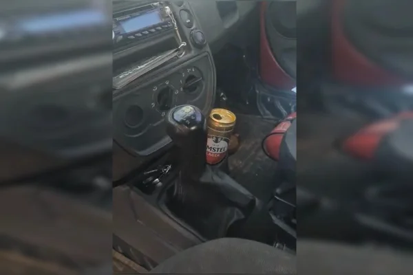 “Tomei 3 latinhas”: motorista bêbado e sem CNH é preso após batida