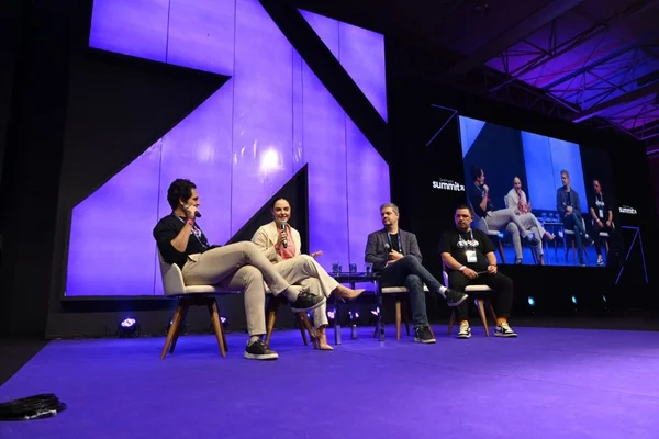Gramado Summit mira em acertos para visualizar futuro das marcas