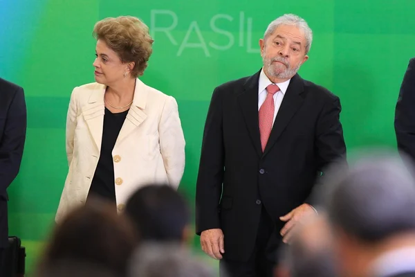 Explicações de Dilma para nomear Lula são “ridículas”, diz NY Times
