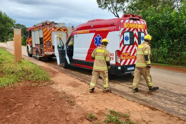 Bombeiros do Distrito Federal em área rural