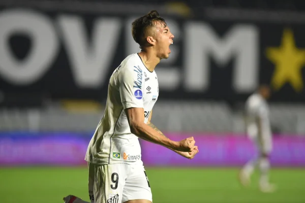 Kaio Jorge, do Santos