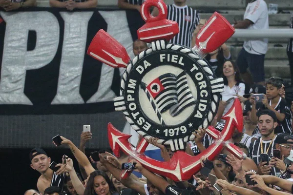 Corinthians repudia ação da PM ao deter homem que criticou Bolsonaro