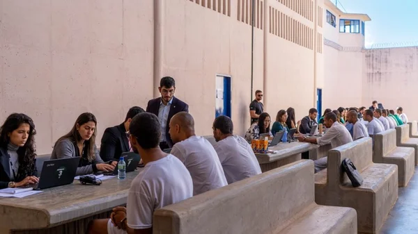Mutirão carcerário da Defensoria Pública do DF atende 159 reeducandos da Papuda
