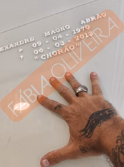 Alexandre Frota pediu proteção e permissão para dublar o cantor