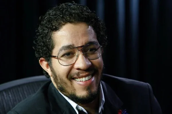Jean Wyllys leva ao MPE disputa por username no WhatsApp - destaque galeria