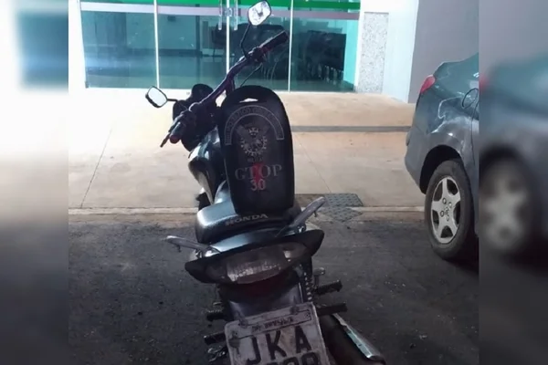 PMDF recupera moto roubada usada em assalto a barbearia