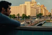 Cena de Wagner Moura em O Agente Secreto (2025), de Kleber Mendonça Filho Cena de Wagner Moura em O Agente Secreto (2025), de Kleber Mendonça Filho