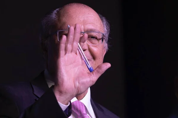 Alckmin não quer estar no palanque de Boulos em São Paulo