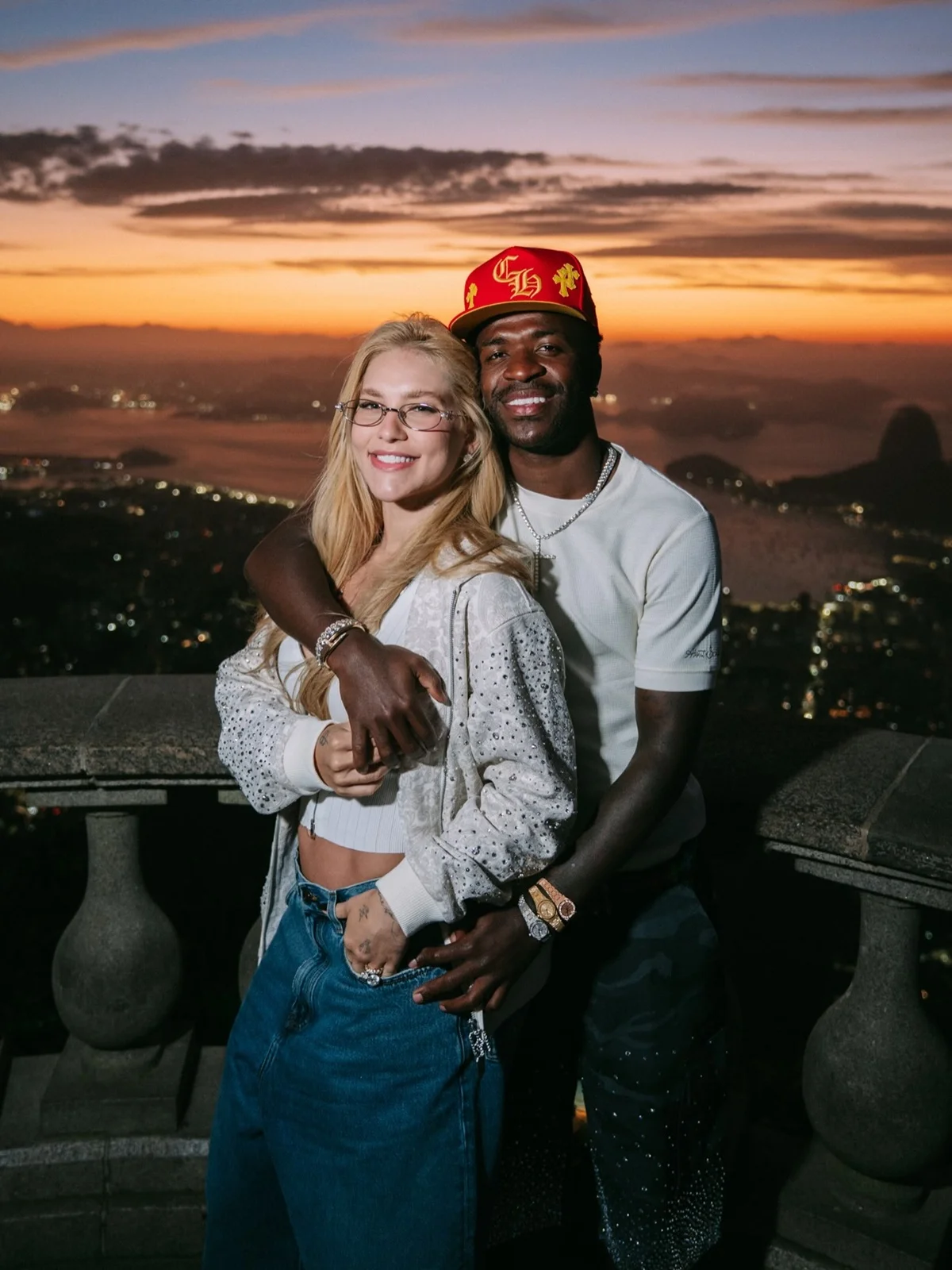 Virginia Fonseca e Vini Jr em passeio ao Cristo Redentor, no Rio de Janeiro Virginia Fonseca e Vini Jr em passeio ao Cristo Redentor, no Rio de Janeiro