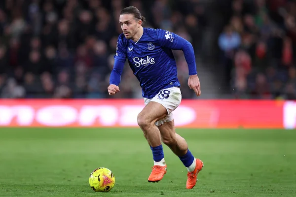 Foto colorida de Jack Grealish - Metrópoles