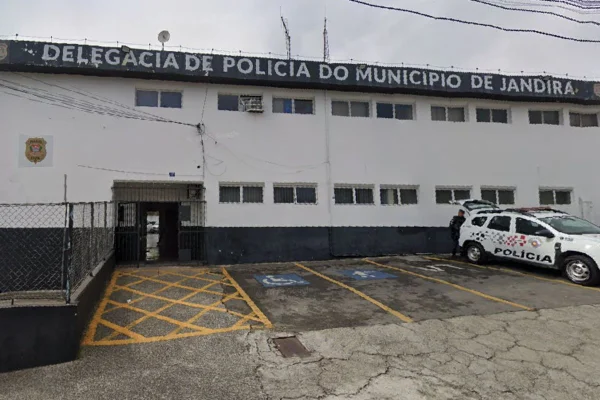 Homem mata mulher envenenada e tira a própria vida no interior de SP - Metrópoles