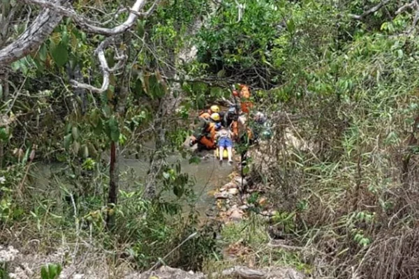Homem morre após se afogar em cachoeira do DF neste sábado (12)