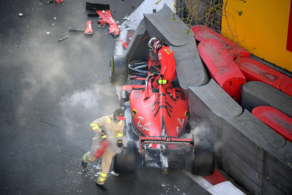 Piloto bateu o carro em 2019 na Curva do Castelo, em Baku. Piloto bateu o carro em 2019 na Curva do Castelo, em Baku.