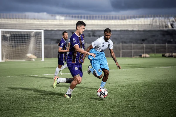 Imagem colorida de jogos do Campeonato Candango - Metrópoles