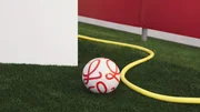 A grife Loewe leva sua estética ao esporte ao vestir as seleções espanholas de futebol