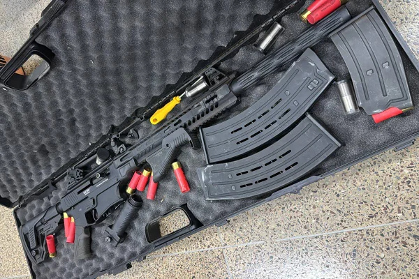 PCDF prende integrante de bando da Rainha do Gado por posse de arma