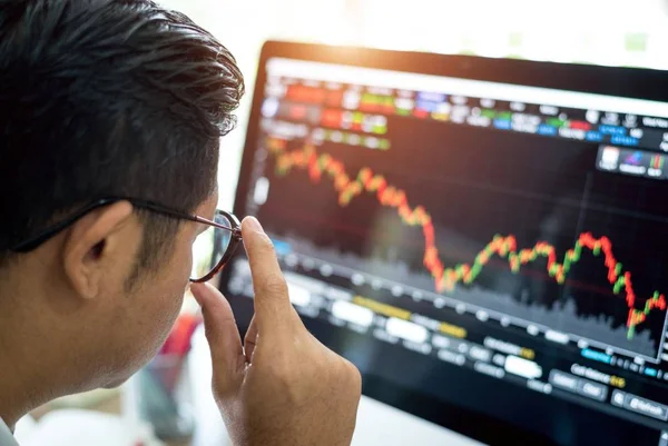 Especialista destaca desafios ao interromper investimento em marca