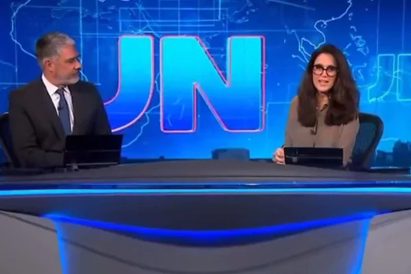Ao vivo, jornalista da Globo diz ter sido alvo de golpe da CNH; vídeo