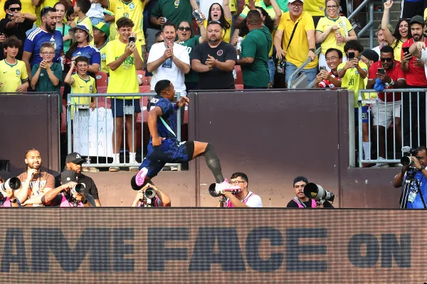 Endrick decide e Brasil vence Egito em último amistoso antes da Copa