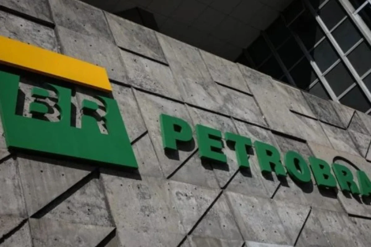 Petrobras voltará a importar diesel em julho, diz Magda Chambriard
