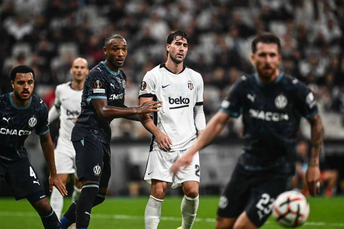 Na estreia da Liga Europa, o Besiktas venceu o Olympique de Marselha Na estreia da Liga Europa, o Besiktas venceu o Olympique de Marselha