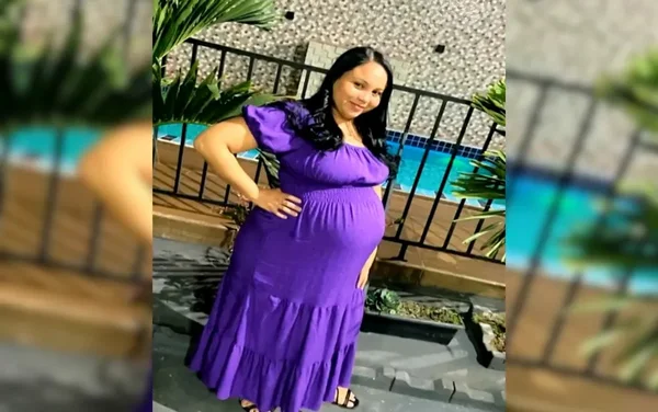 imagem colorida mulher gravida perdeu bebe