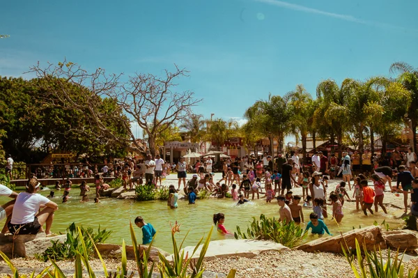 Contagem regressiva para o Festival Na Praia em clima de Copa