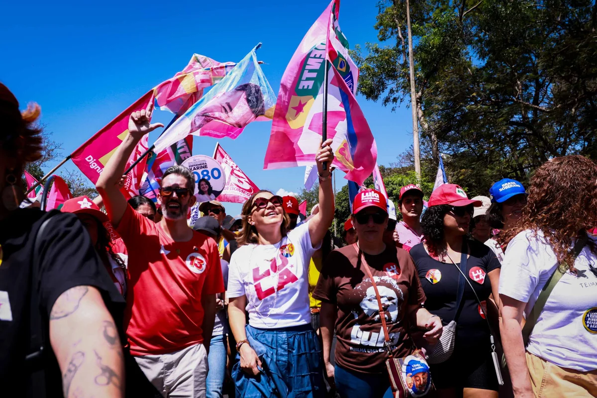 Mobilização nacional do PT é liderada pela primeira-dama Janja e pelo candidato do PT ao GDF, Leandro Grass Mobilização nacional do PT é liderada pela primeira-dama Janja e pelo candidato do PT ao GDF, Leandro Grass