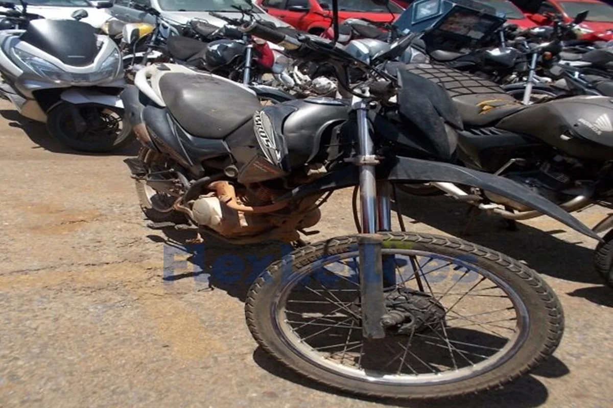 Honda NXR 150 Bros ES 2011 R$ 1 mil Honda NXR 150 Bros ES 2011 R$ 1 mil