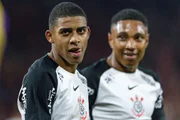Gui Negão e Vitinho, do Corinthians.