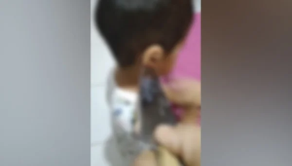 Mãe agride e ameaça filhos com faca no Piauí: “Vai morrer”