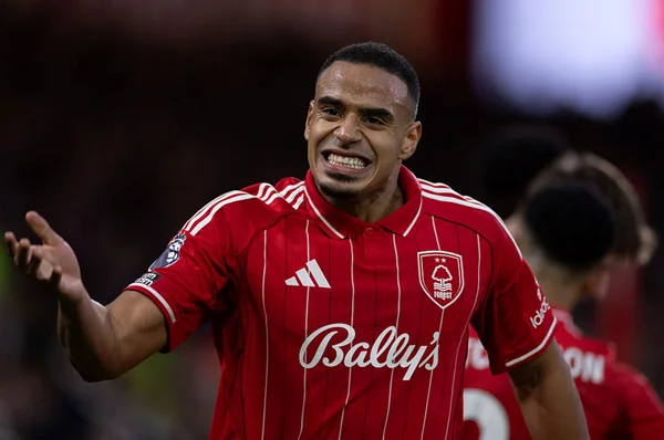 Imagem colorida de Murillo, do Nottingham Forest- Metrópoles