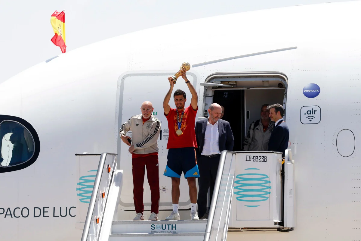 Título espanhol expõe corrida geopolítica Brasil 2026