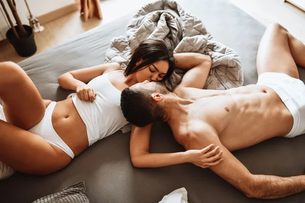 Horóscopo do sexo 2021: veja as previsões de cada signo em agosto