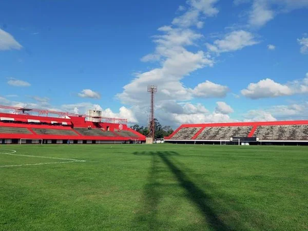 Após alerta de ‘risco de desastres’, estádio é liberado para jogo do Flamengo