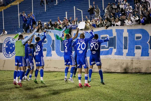 Cruzeiro chega embalado ao Mané; veja 5 grandes momentos da temporada