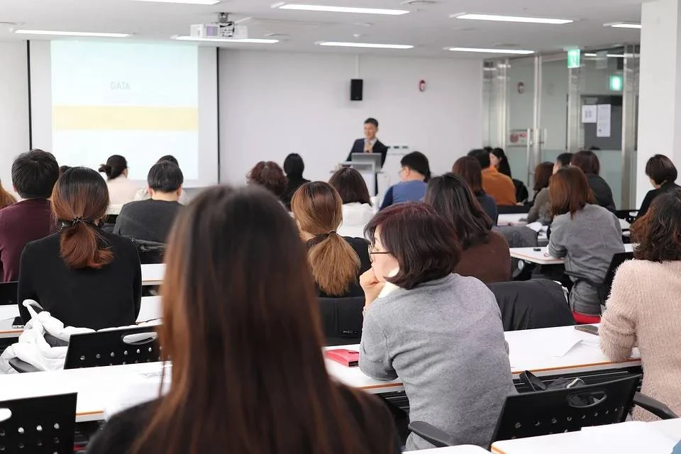 Em 2020, 3,7 milhões de universitários ingressaram em cursos superiores a distância, segundo o Ministério da Educação Em 2020, 3,7 milhões de universitários ingressaram em cursos superiores a distância, segundo o Ministério da Educação